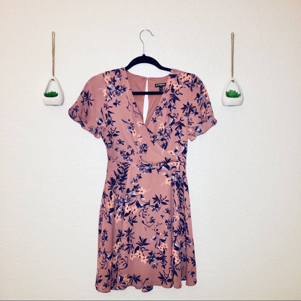 EXPRESS Pink Floral Dress
